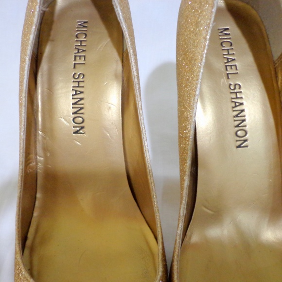 Glitter Gold Michael Shannon Peep Toe Heels - Picture 4 of 4